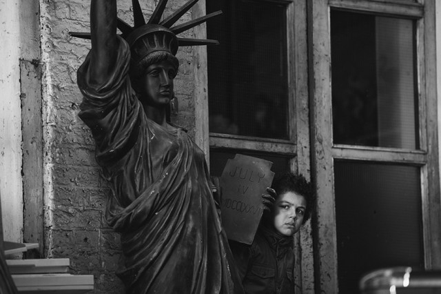 Photo - Jadon on set