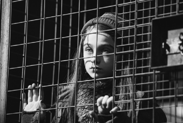 Molly is in trouble - still from the movie